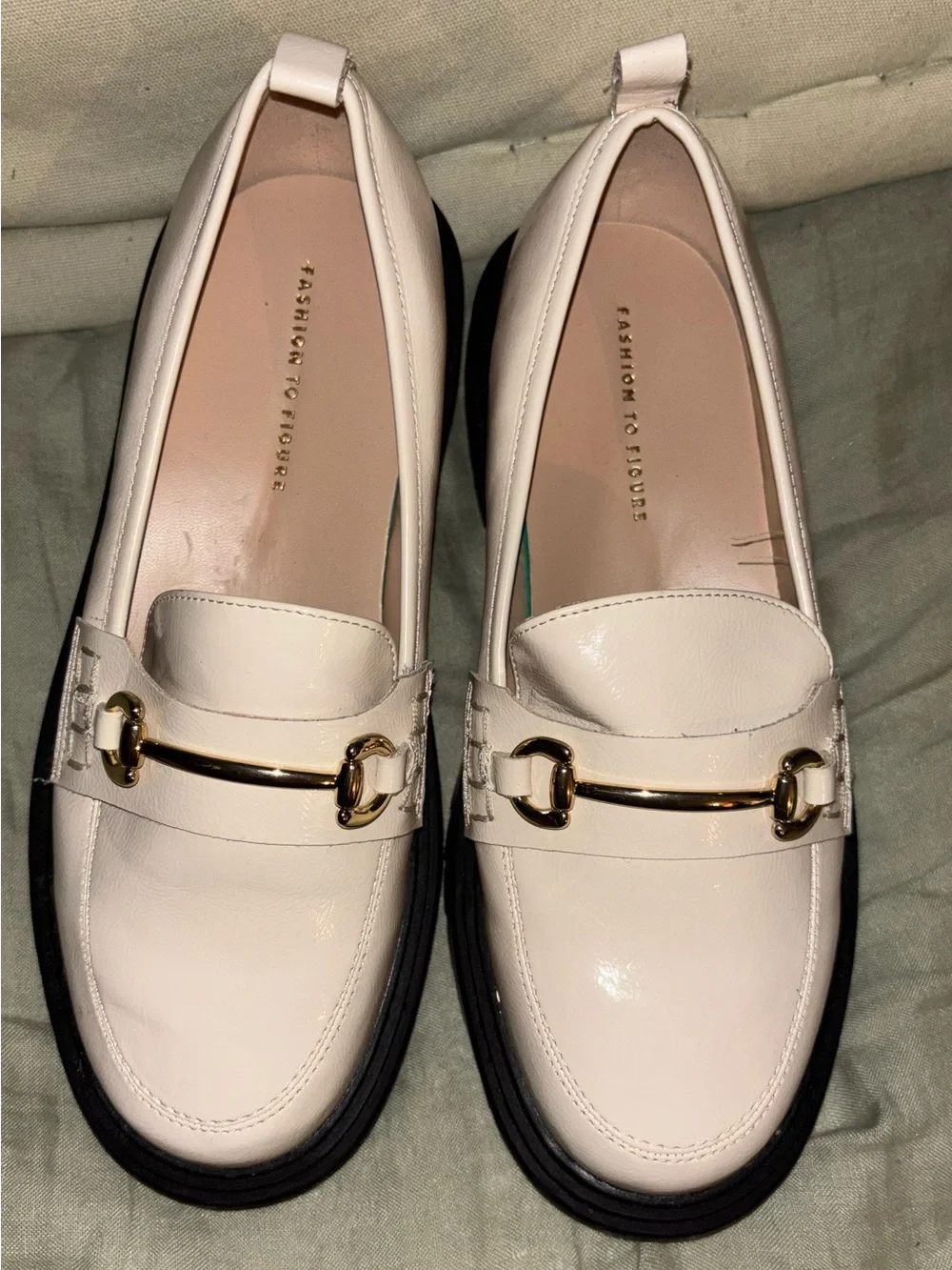 Fashion to Figure Ivory Horsebit Platform Loafers Women’s Size 8 Wide 8W